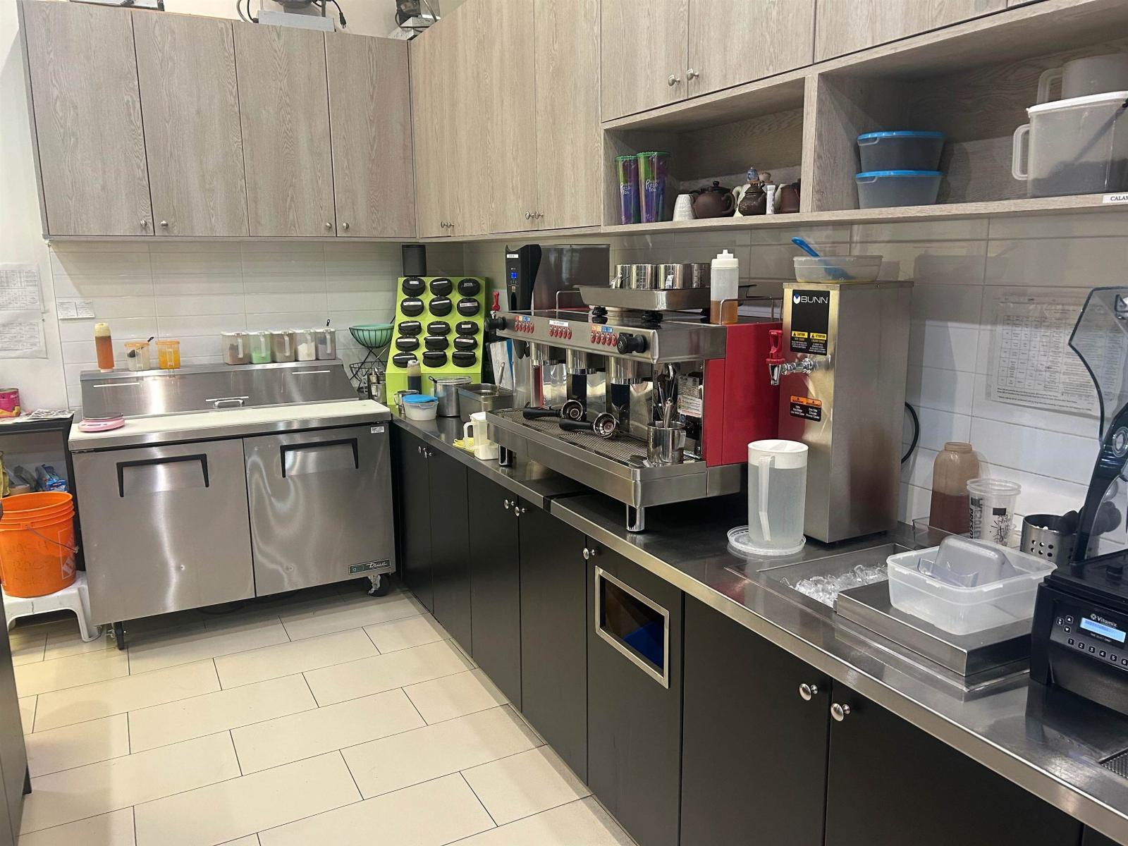 1046 10355 152 Street, Surrey, BC