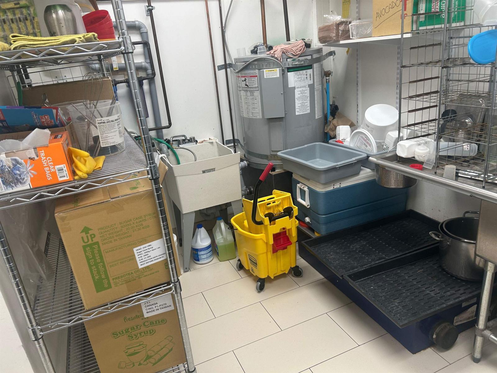 1046 10355 152 Street, Surrey, BC