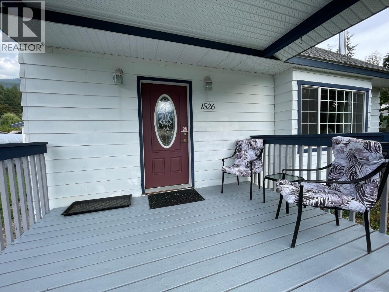 1526 Eastman Avenue, Riondel, BC - Outdoor With Exterior