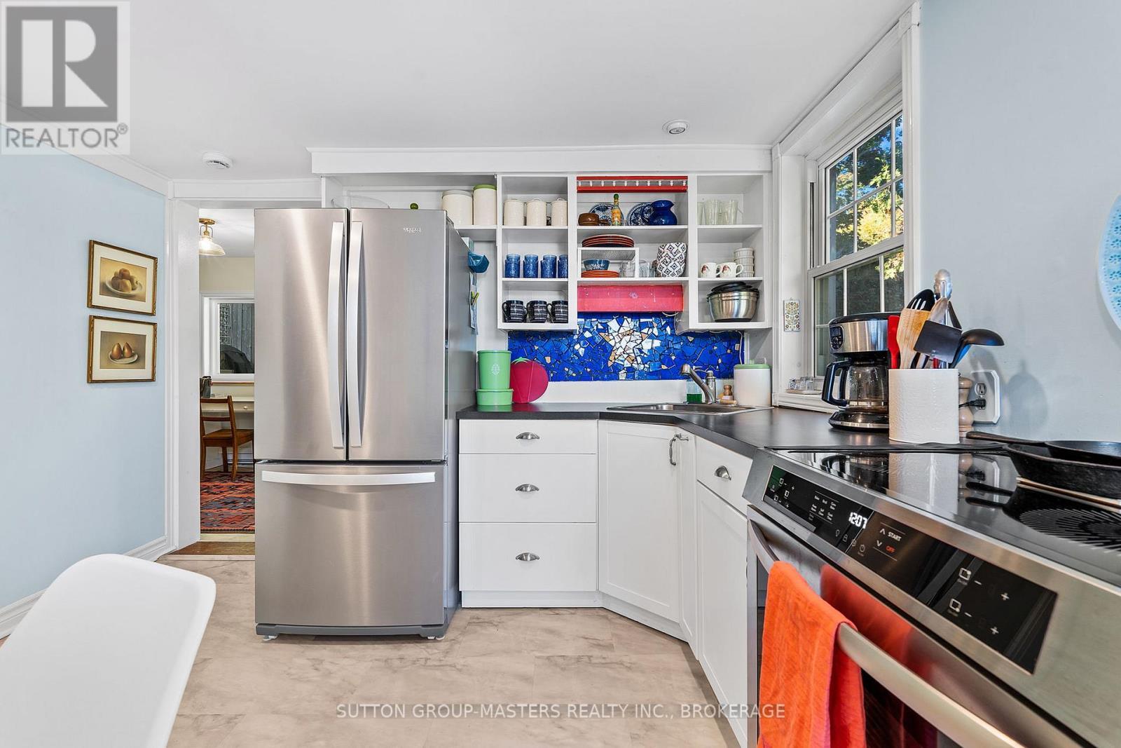 151 Primrose Way, Kingston (East Of Sir John A. Blvd), ON - Indoor Photo Showing Kitchen