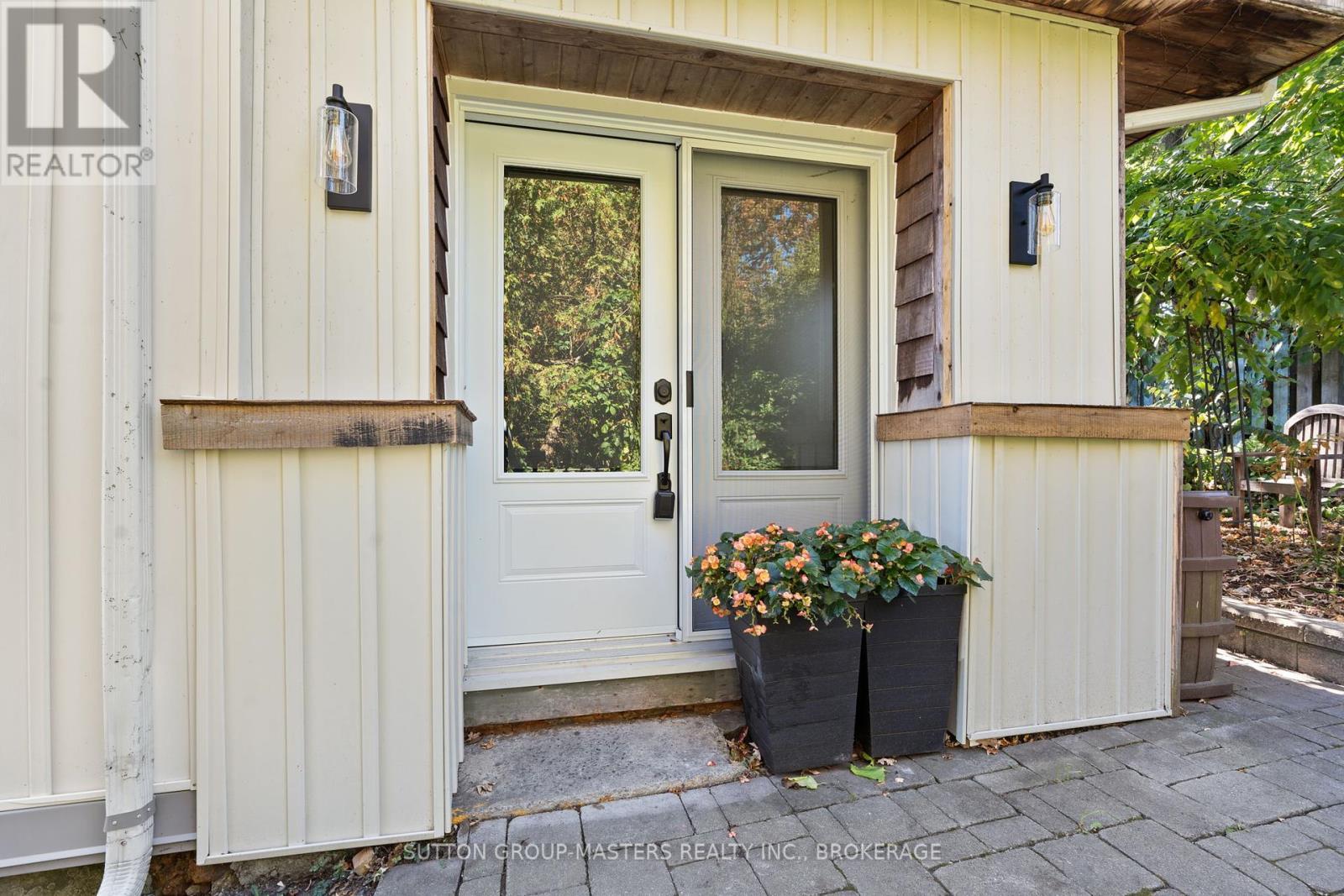 151 Primrose Way, Kingston (East Of Sir John A. Blvd), ON - Outdoor With Exterior