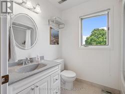 Ensuite bathroom -