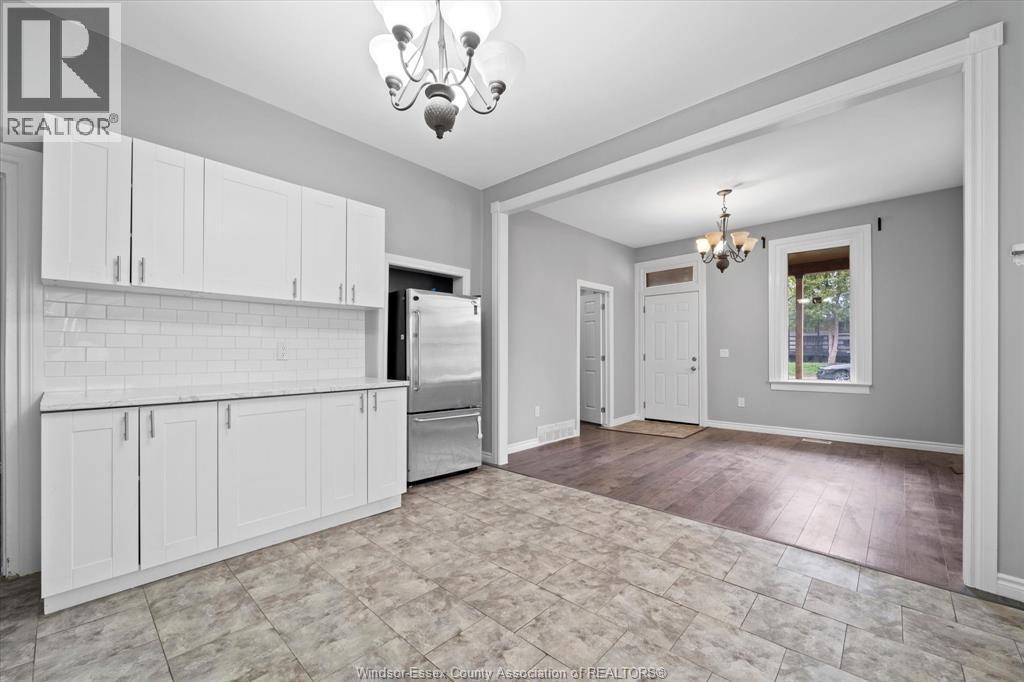 773 Assumption, Windsor, ON - Indoor