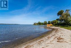 12 Acorn Lane - part ownership - Beach -