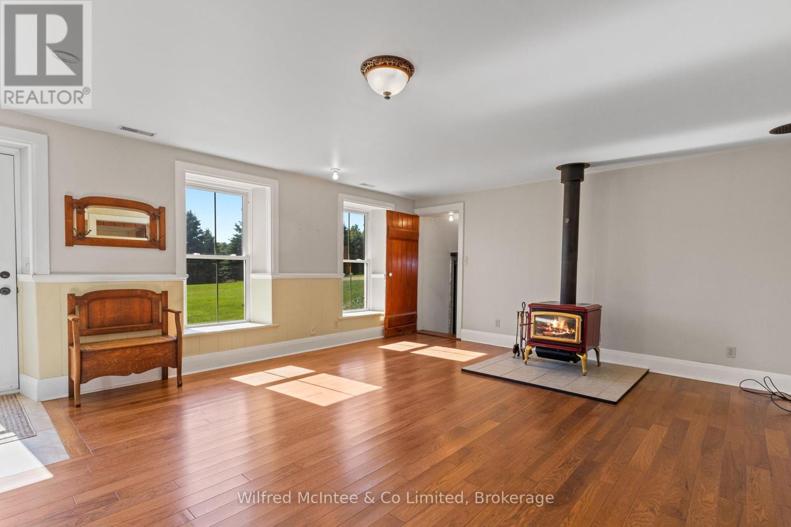 302148 Con 2 Sdr, West Grey, ON - Indoor With Fireplace