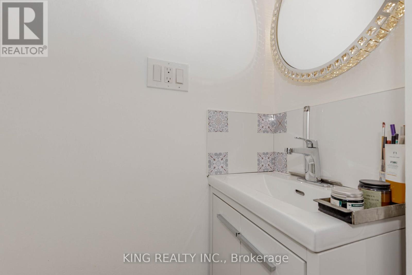 28 Ainslie Avenue, Hamilton, ON -