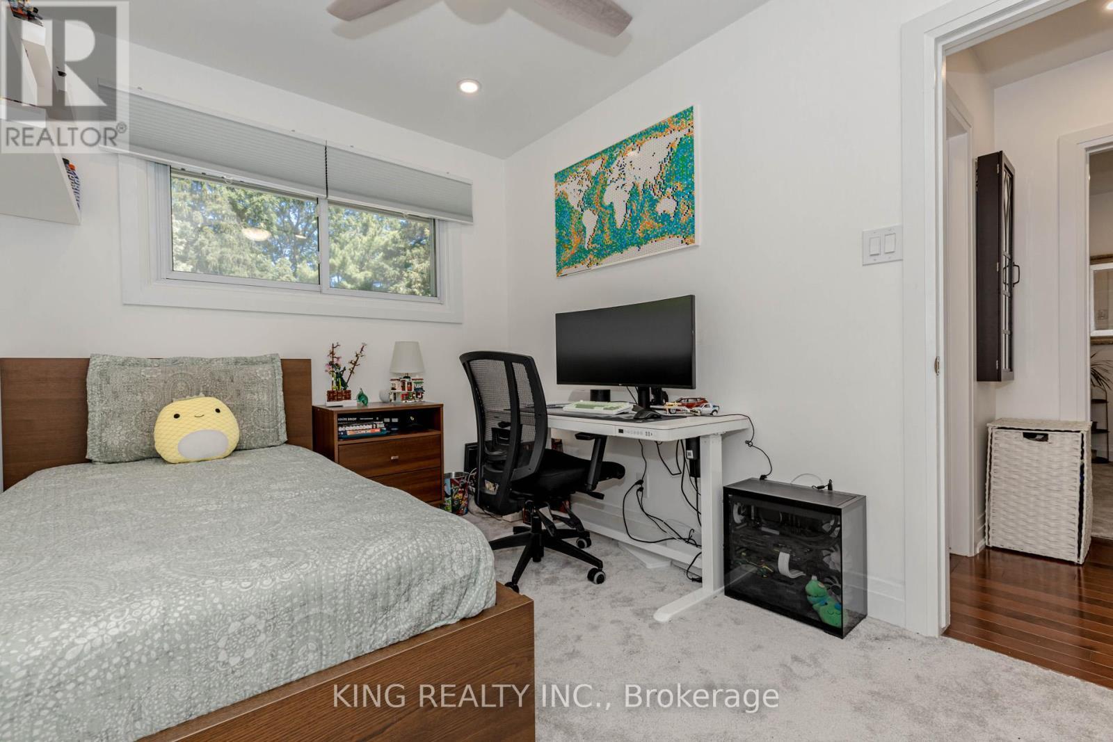 28 Ainslie Avenue, Hamilton, ON - Indoor