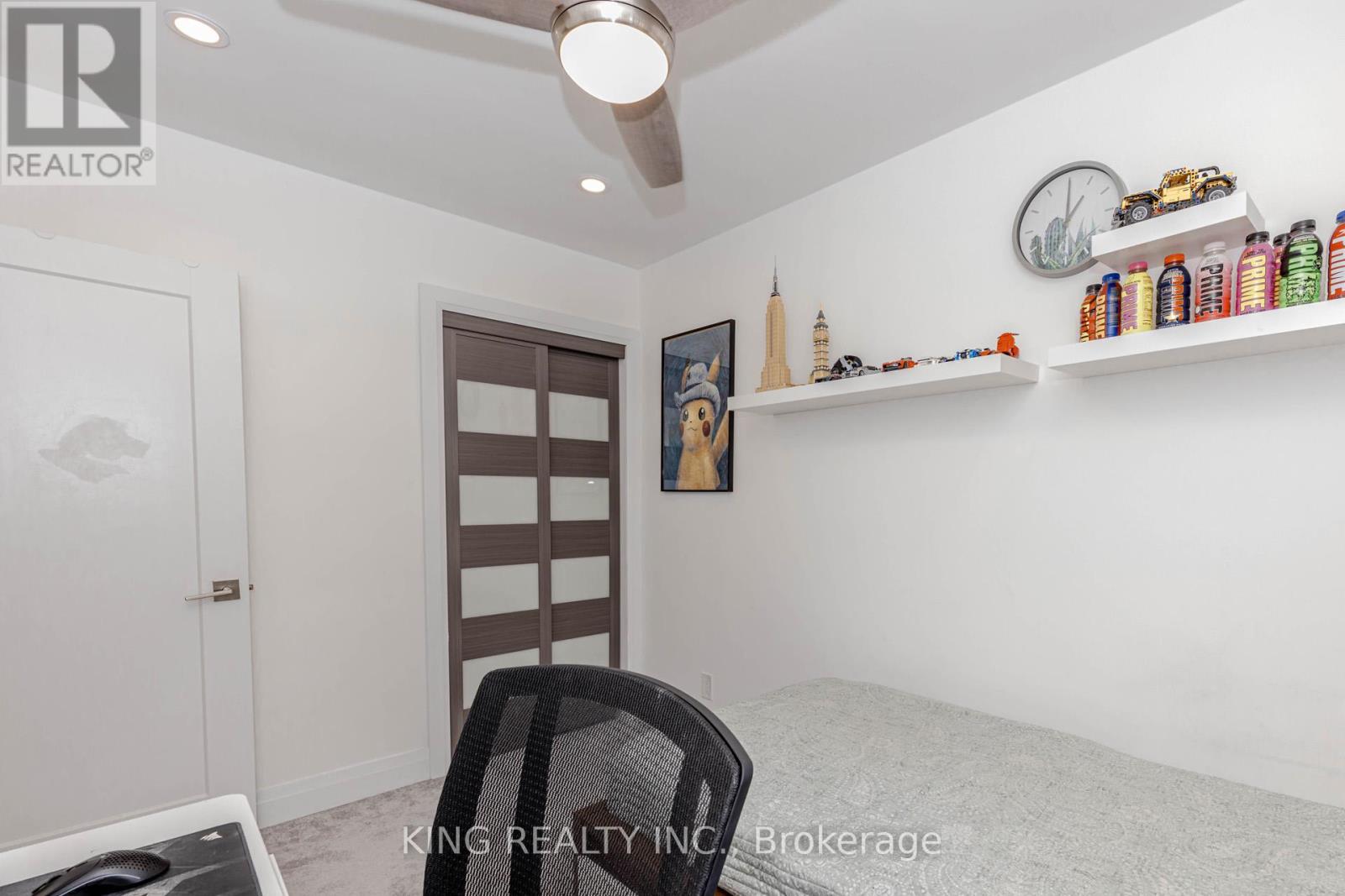 28 Ainslie Avenue, Hamilton, ON - Indoor