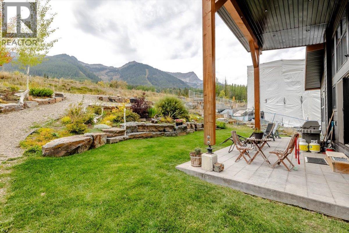 5416 Resort Drive, Fernie, BC - Outdoor