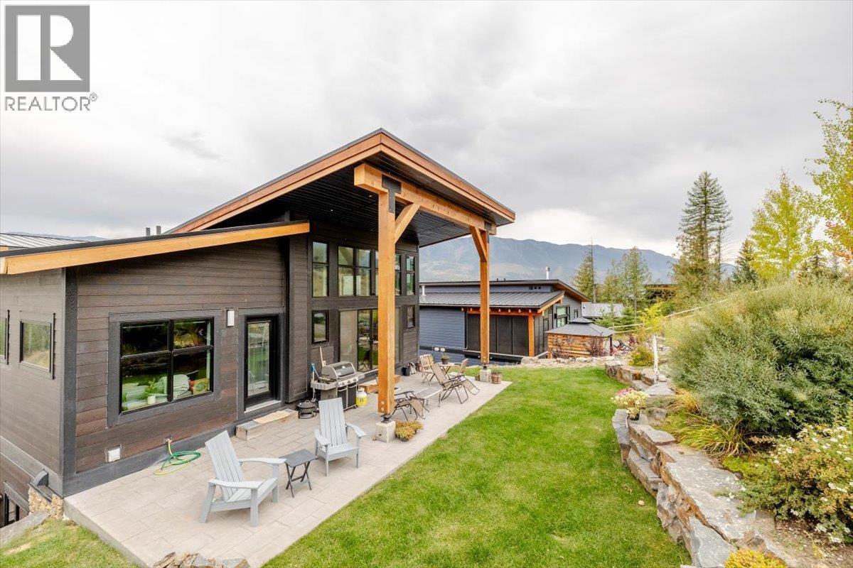 5416 Resort Drive, Fernie, BC - Outdoor