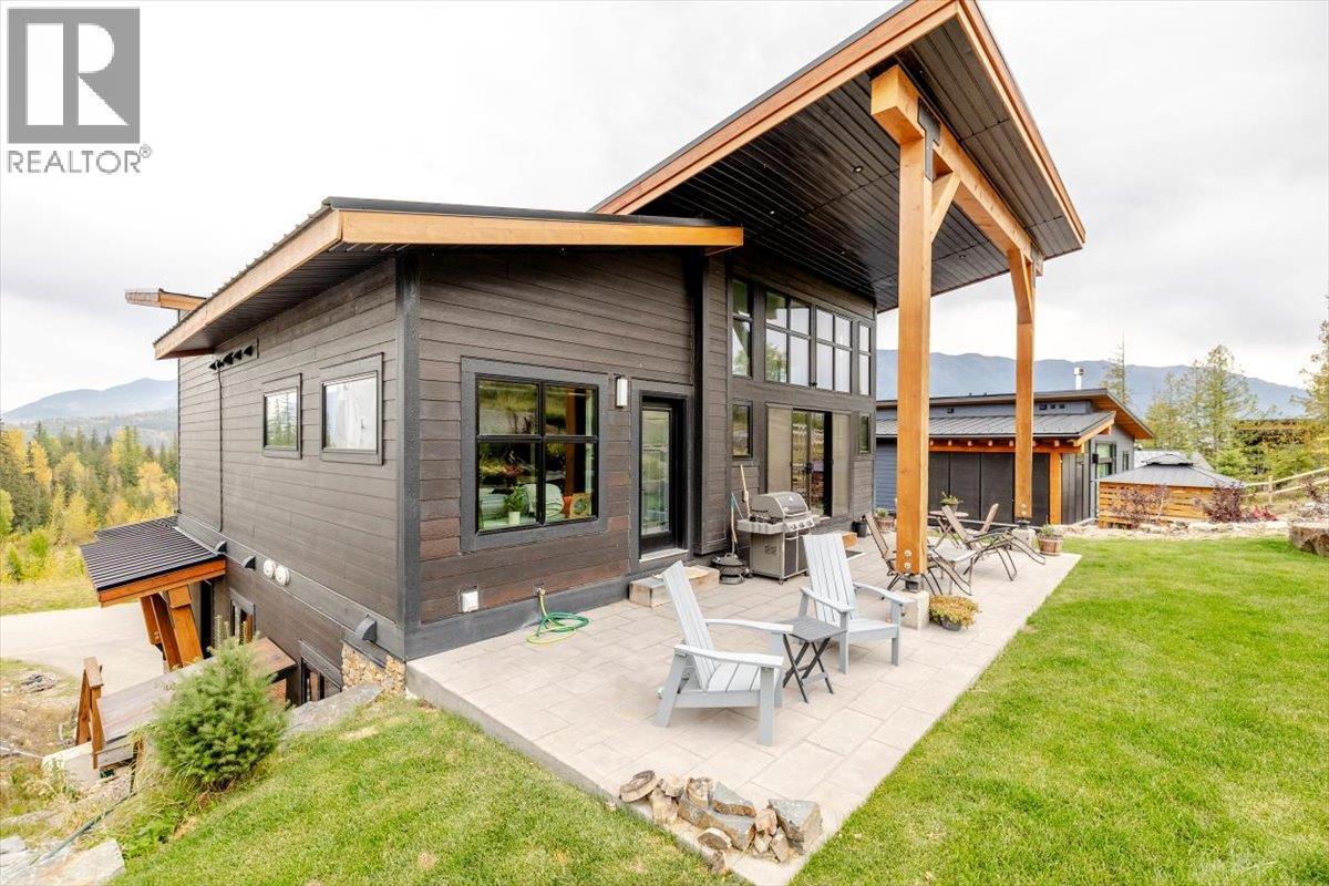 5416 Resort Drive, Fernie, BC - Outdoor