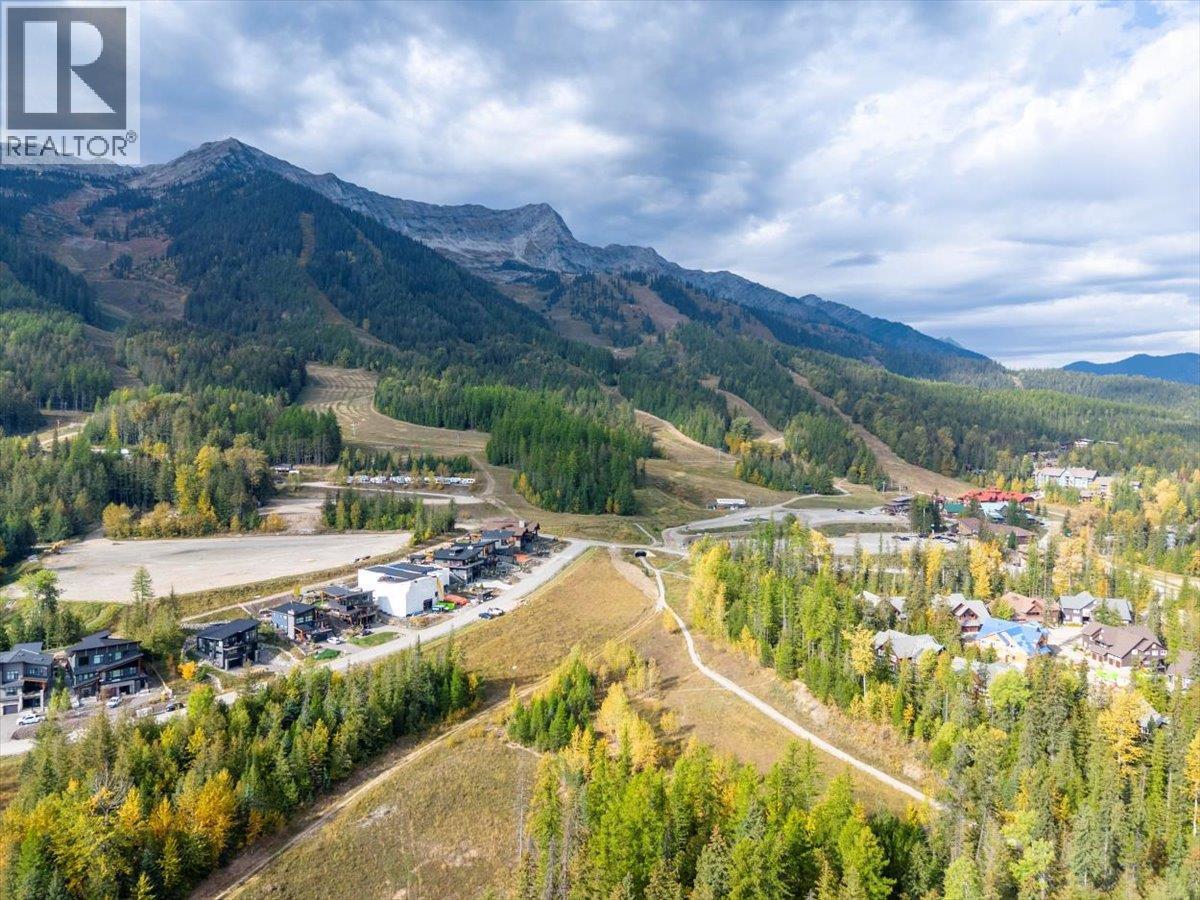 5416 Resort Drive, Fernie, BC - Outdoor With View