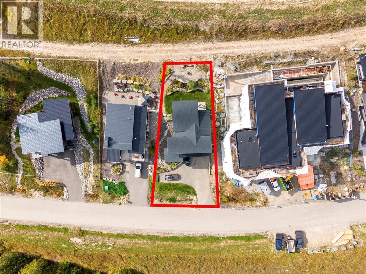 5416 Resort Drive, Fernie, BC - Outdoor