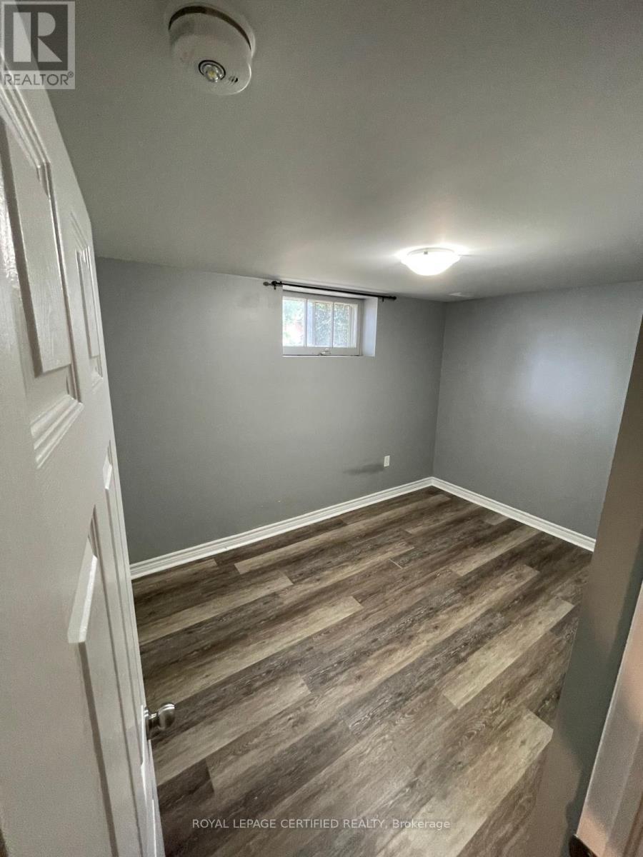 2 - 892 Fennell Avenue E, Hamilton, ON - Indoor Photo Showing Other Room