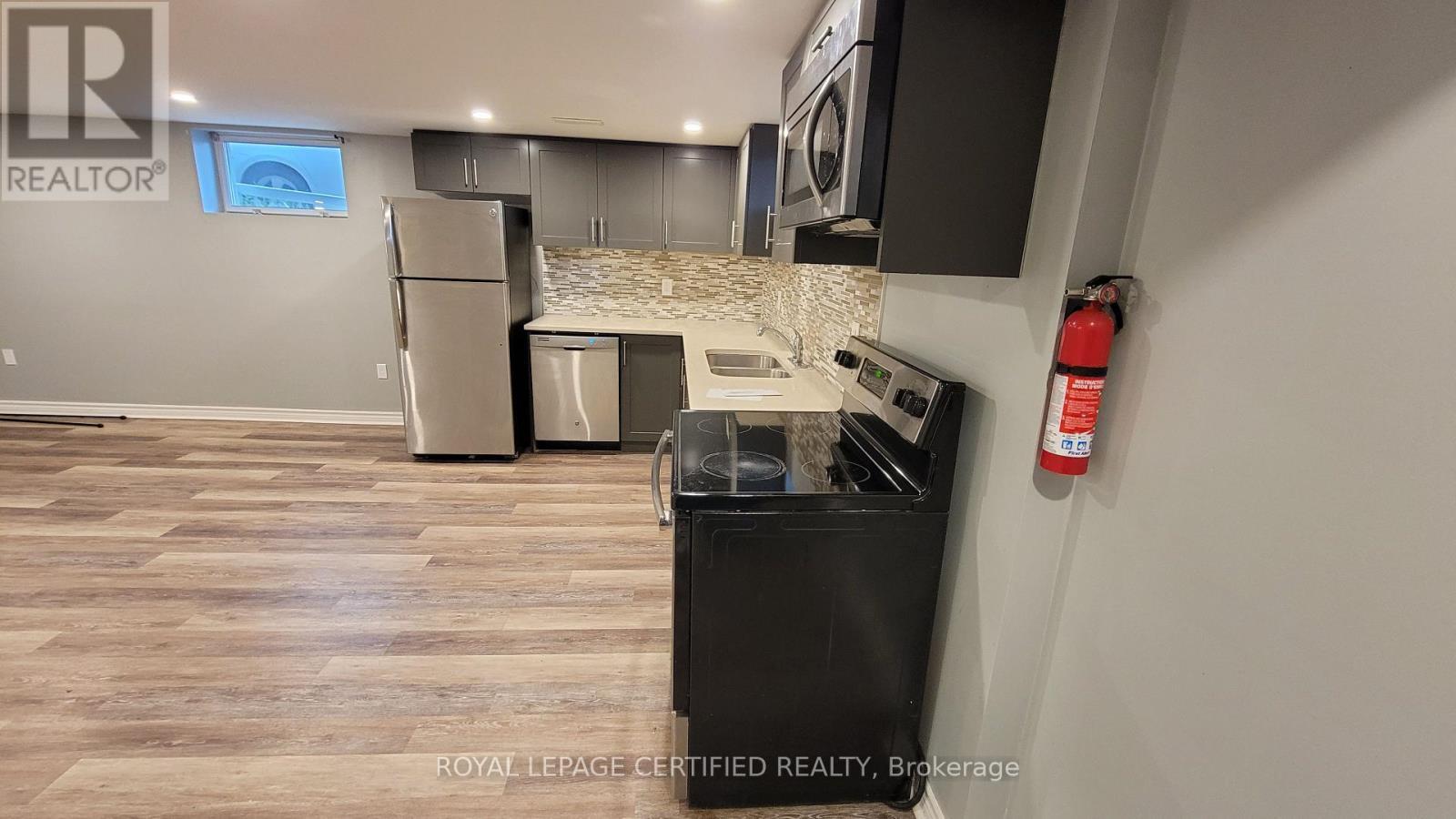 2 - 892 Fennell Avenue E, Hamilton, ON - Indoor