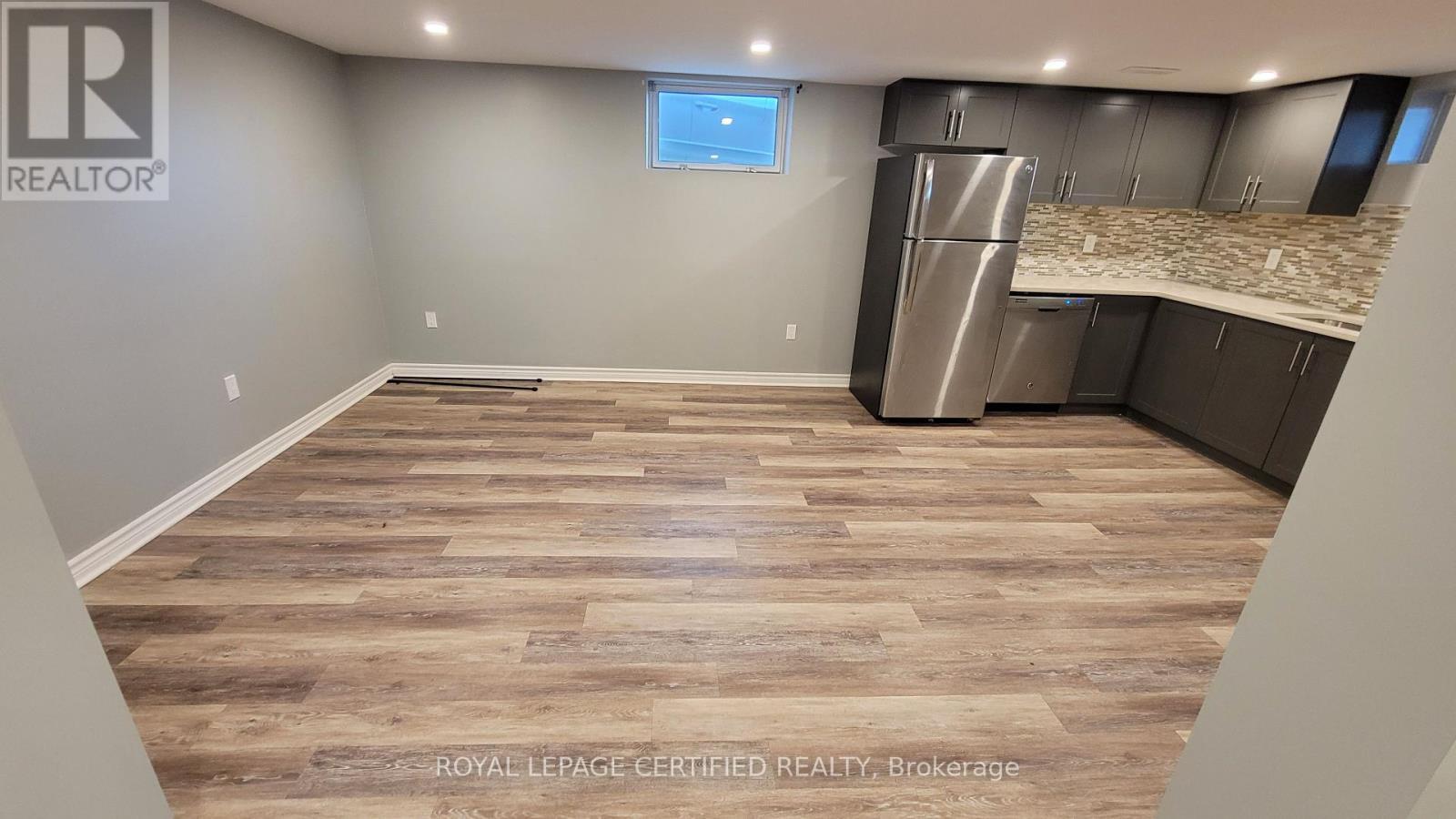 2 - 892 Fennell Avenue E, Hamilton, ON - Indoor