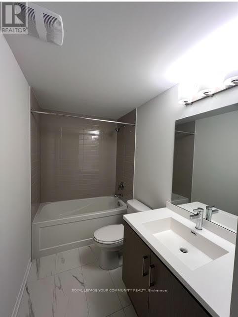 Th262 - 150 Honeycrisp Crescent, Vaughan, ON - Indoor Photo Showing Bathroom