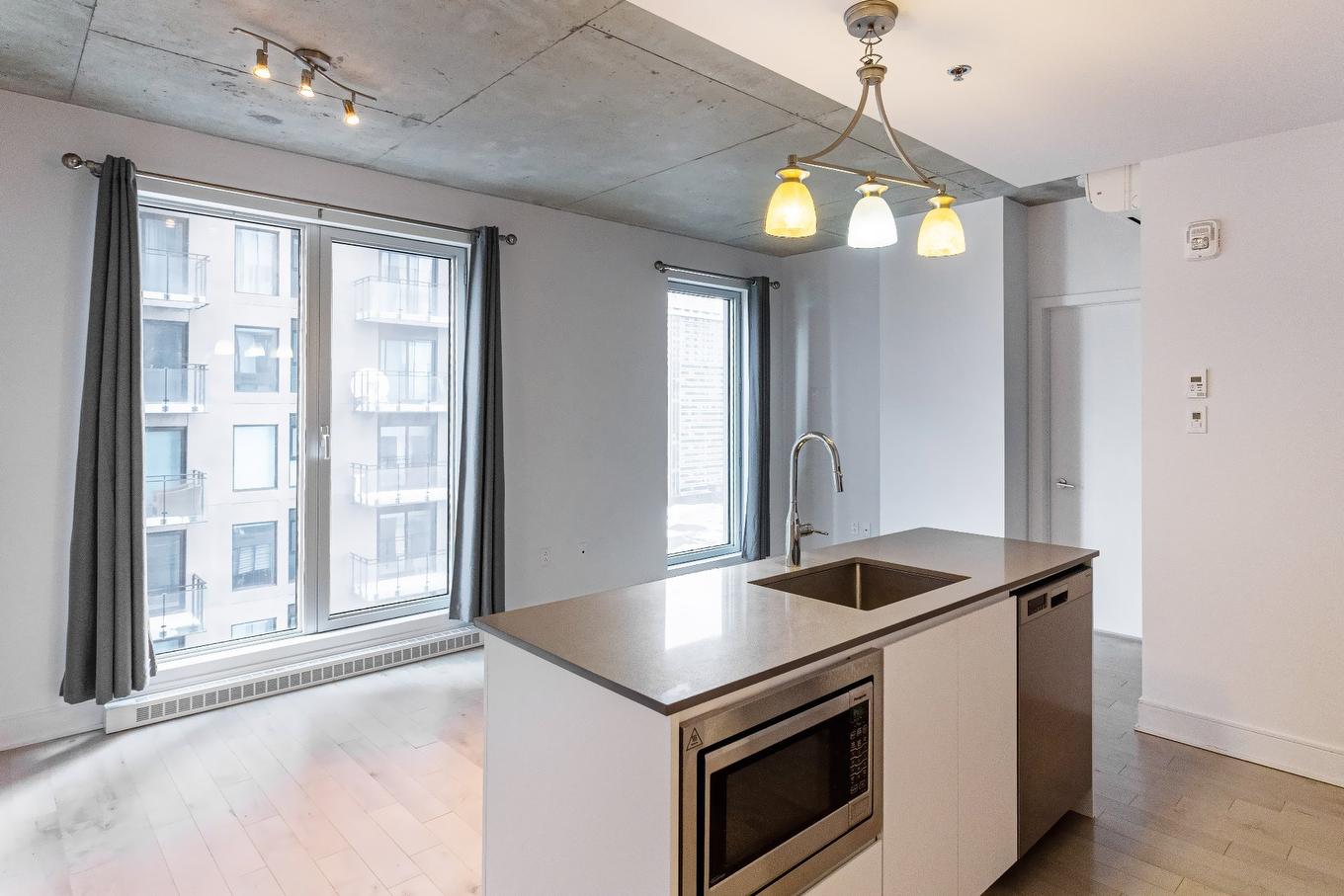 Kitchen - 2005-2320 Rue Tupper, Montréal (Ville-Marie), QC - Indoor Photo Showing Kitchen