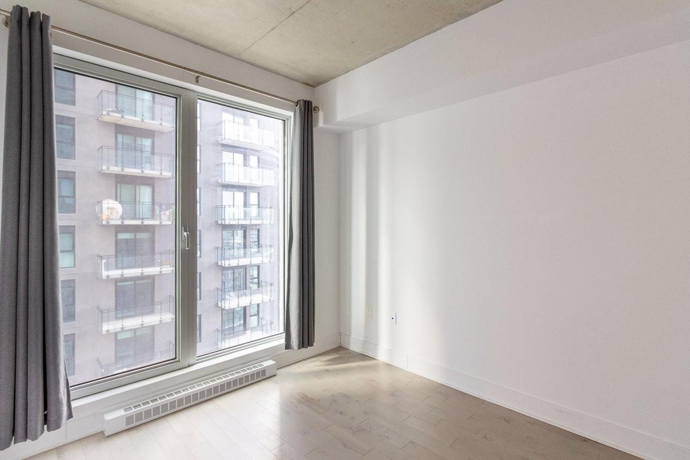 Primary bedroom - 2005-2320 Rue Tupper, Montréal (Ville-Marie), QC - Indoor Photo Showing Other Room