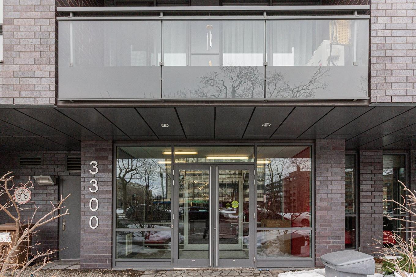 Entrée extérieure - 205-3300 Av. Troie, Montréal (Côte-Des-Neiges/Notre-Dame-De-Grâce), QC - Outdoor