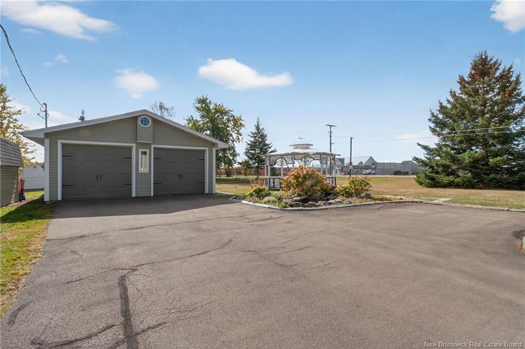 2109 Amirault St, Dieppe, NB