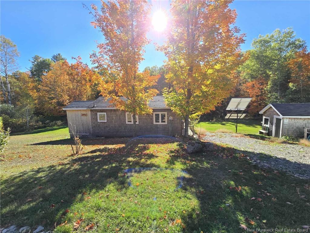 1416 Lugar St, Lugar, NB