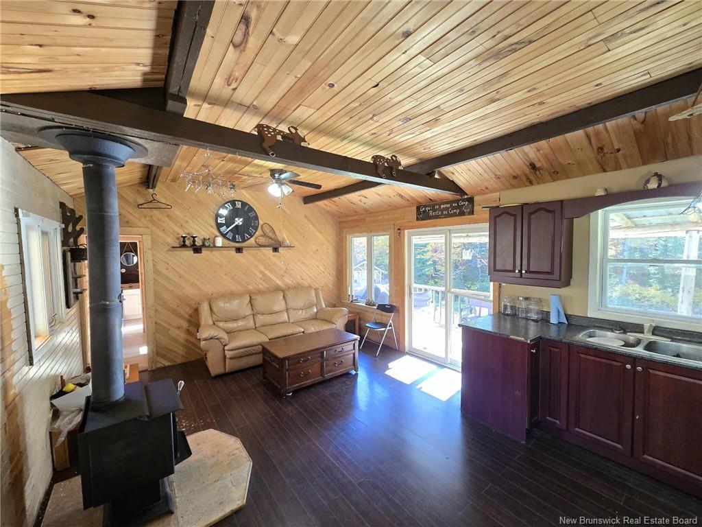 1416 Lugar St, Lugar, NB