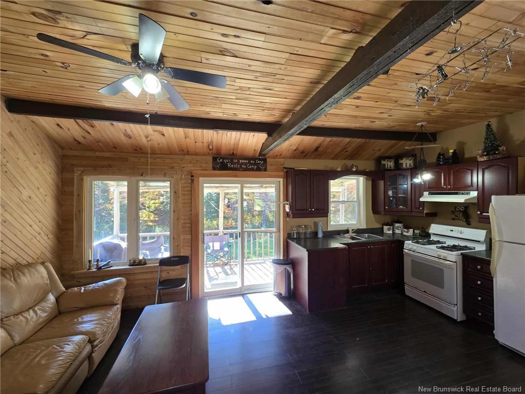 1416 Lugar St, Lugar, NB