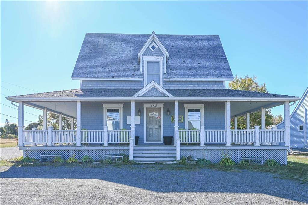 142 Saint-Pierre E Blvd, Caraquet, NB