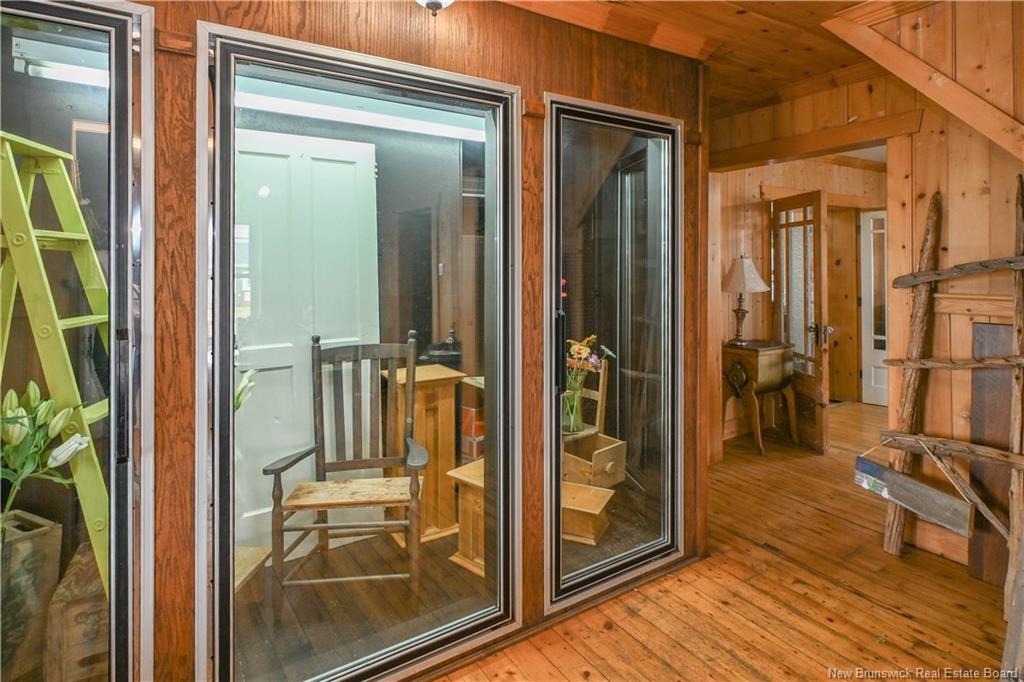 142 Saint-Pierre E Blvd, Caraquet, NB