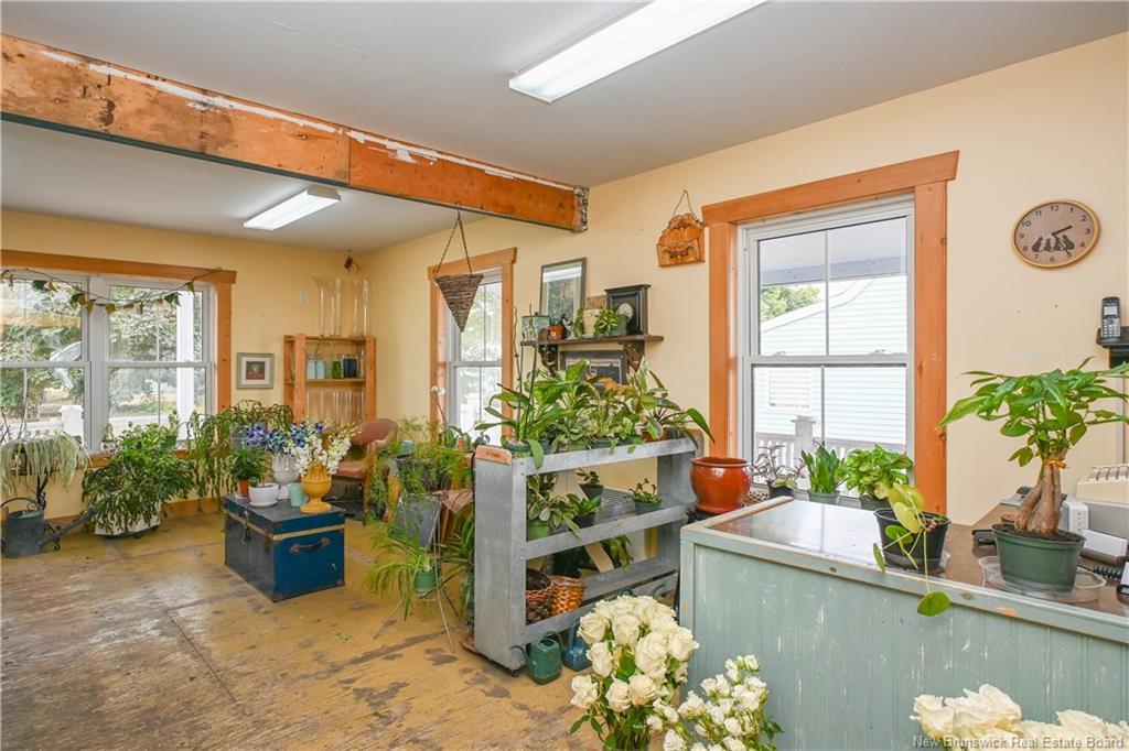 142 Saint-Pierre E Blvd, Caraquet, NB