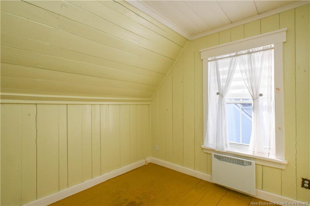 142 Saint-Pierre E Blvd, Caraquet, NB