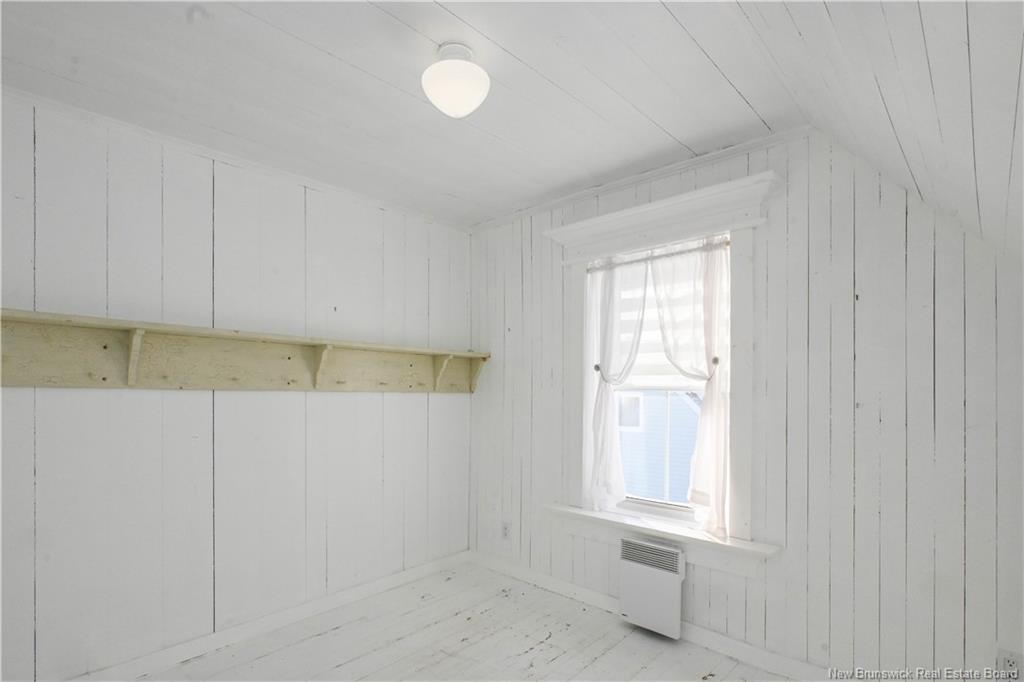 142 Saint-Pierre E Blvd, Caraquet, NB