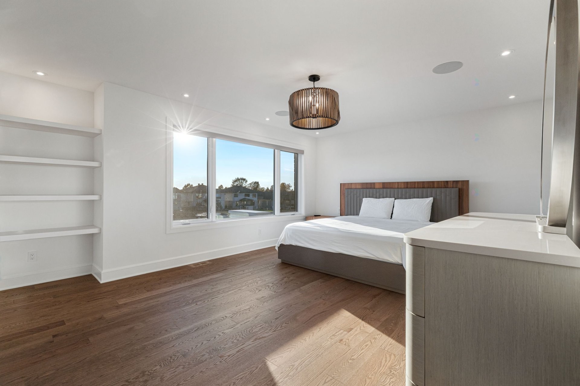 Master Bedroom - 769 Rue Louis-Quilico, Boucherville, QC - Indoor Photo Showing Bedroom