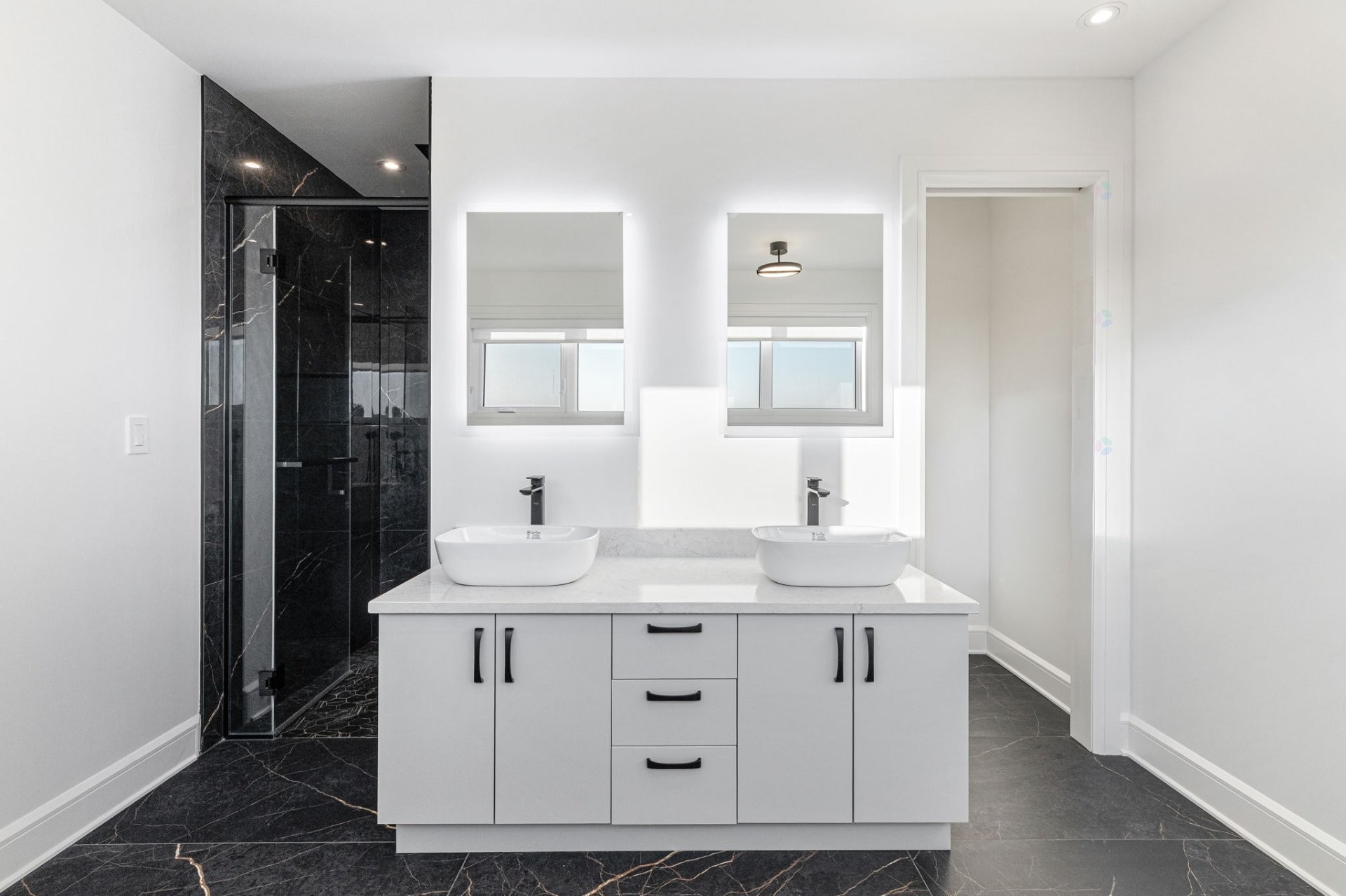 Master Bathroom - 769 Rue Louis-Quilico, Boucherville, QC - Indoor Photo Showing Bathroom