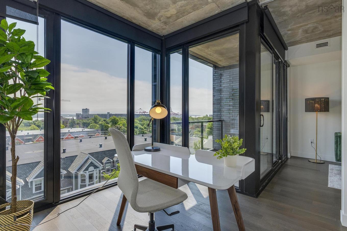 813 1048 Wellington Street, Halifax, NS