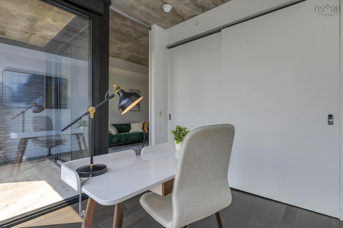 813 1048 Wellington Street, Halifax, NS