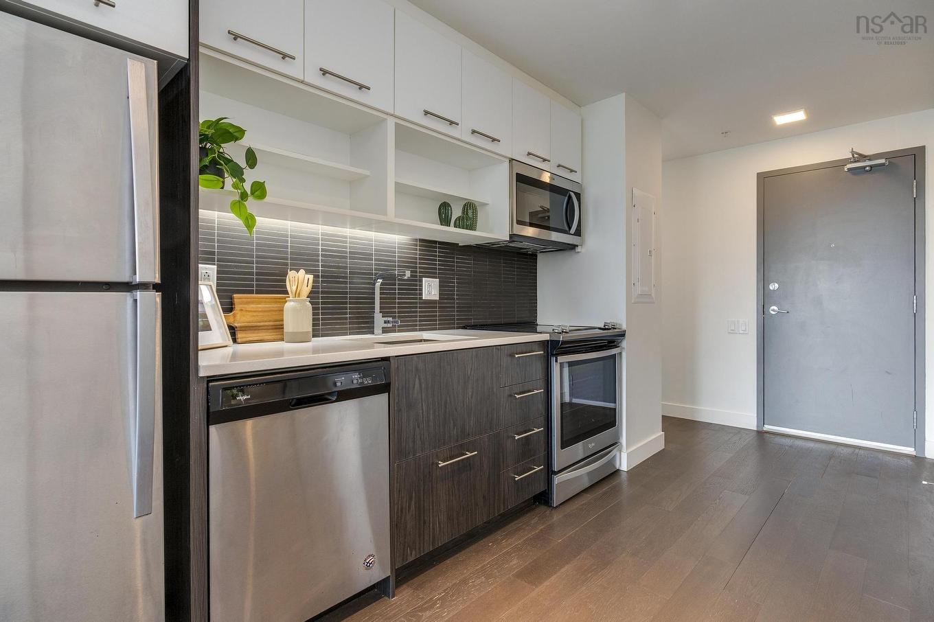 813 1048 Wellington Street, Halifax, NS