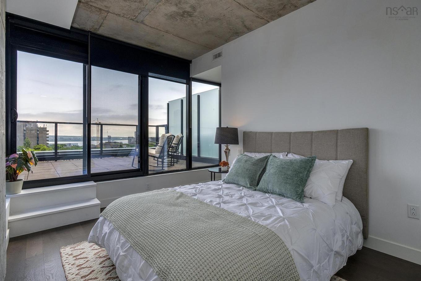 813 1048 Wellington Street, Halifax, NS