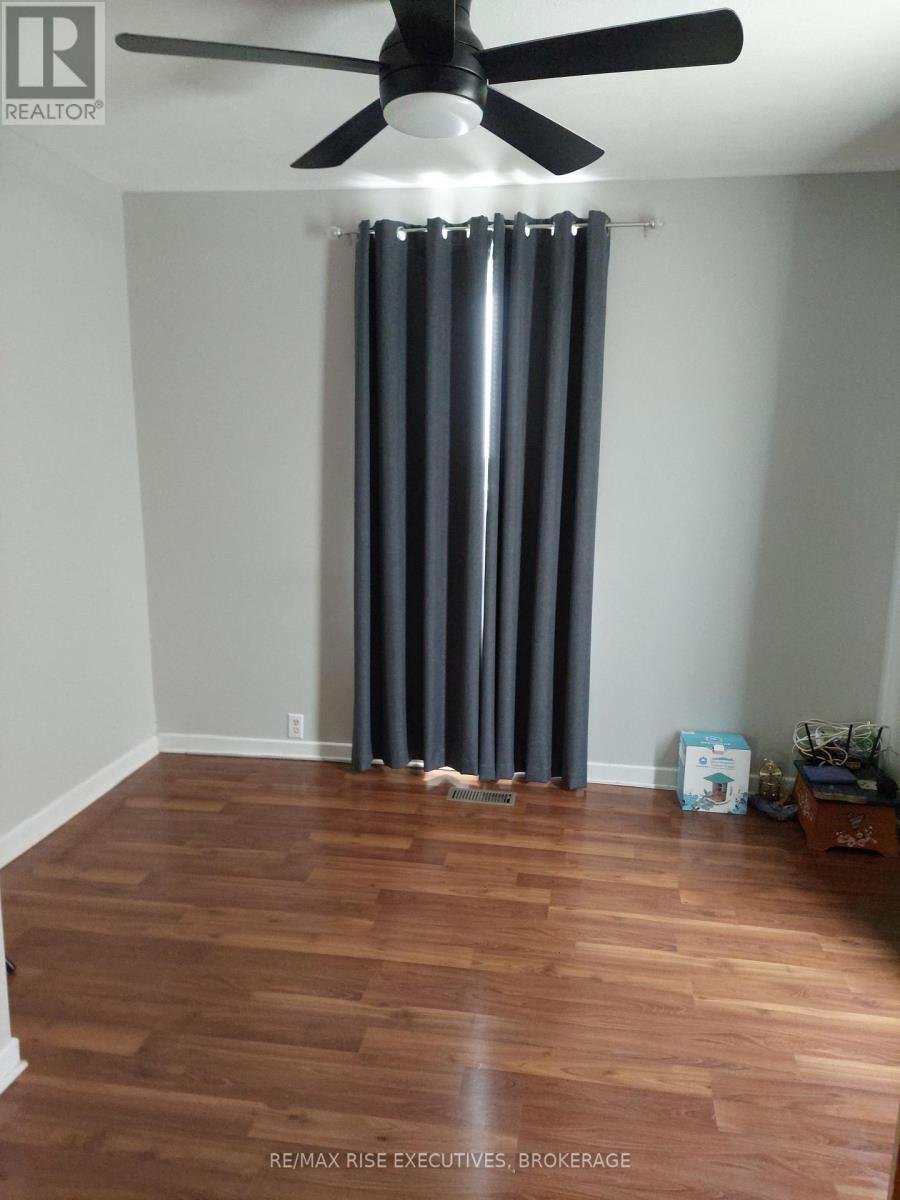 1041 Prince Street, Lansdowne Village, ON - Indoor Photo Showing Other Room