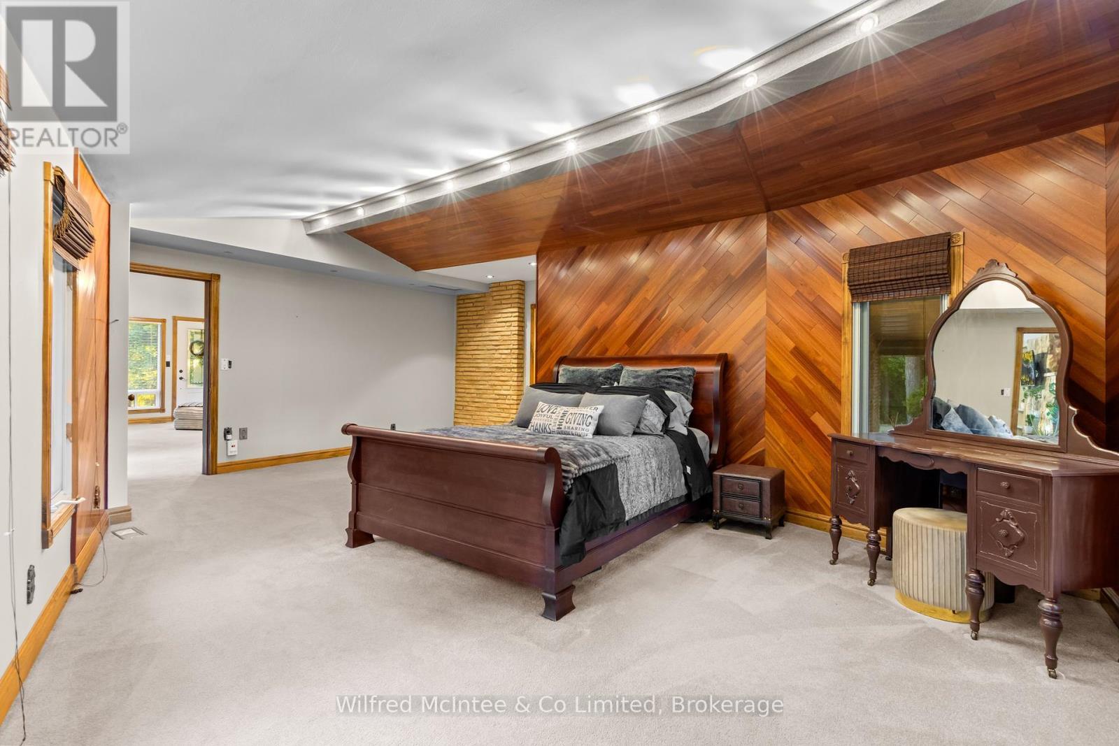 193455 30Th Sideroad Ndr, West Grey, ON - Indoor