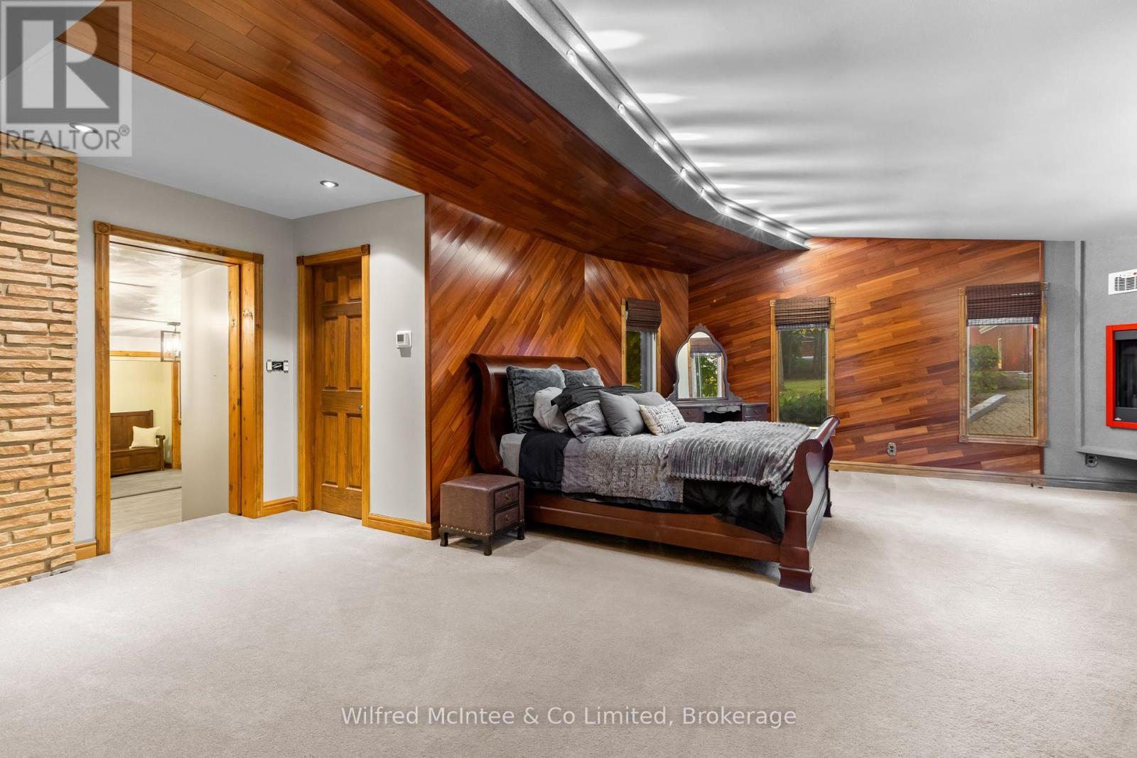 193455 30Th Sideroad Ndr, West Grey, ON - Indoor