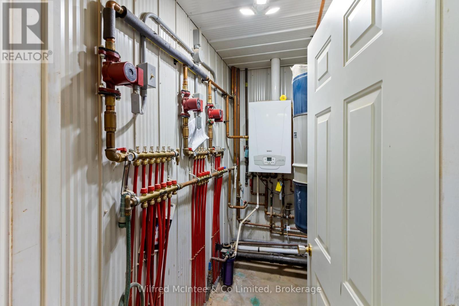 193455 30Th Sideroad Ndr, West Grey, ON - Indoor Photo Showing Other Room