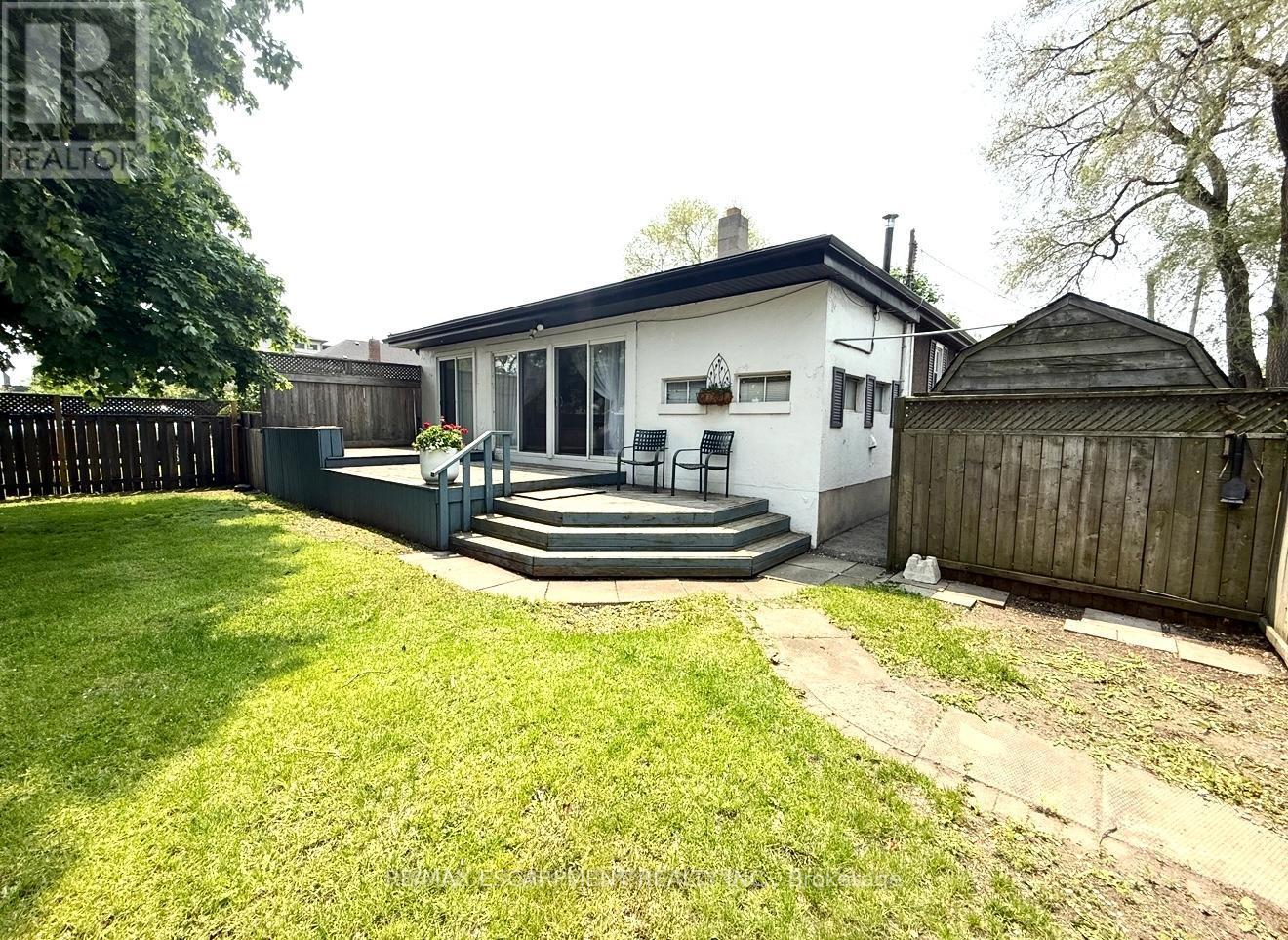115 Beach Boulevard, Hamilton, ON - Outdoor With Deck Patio Veranda