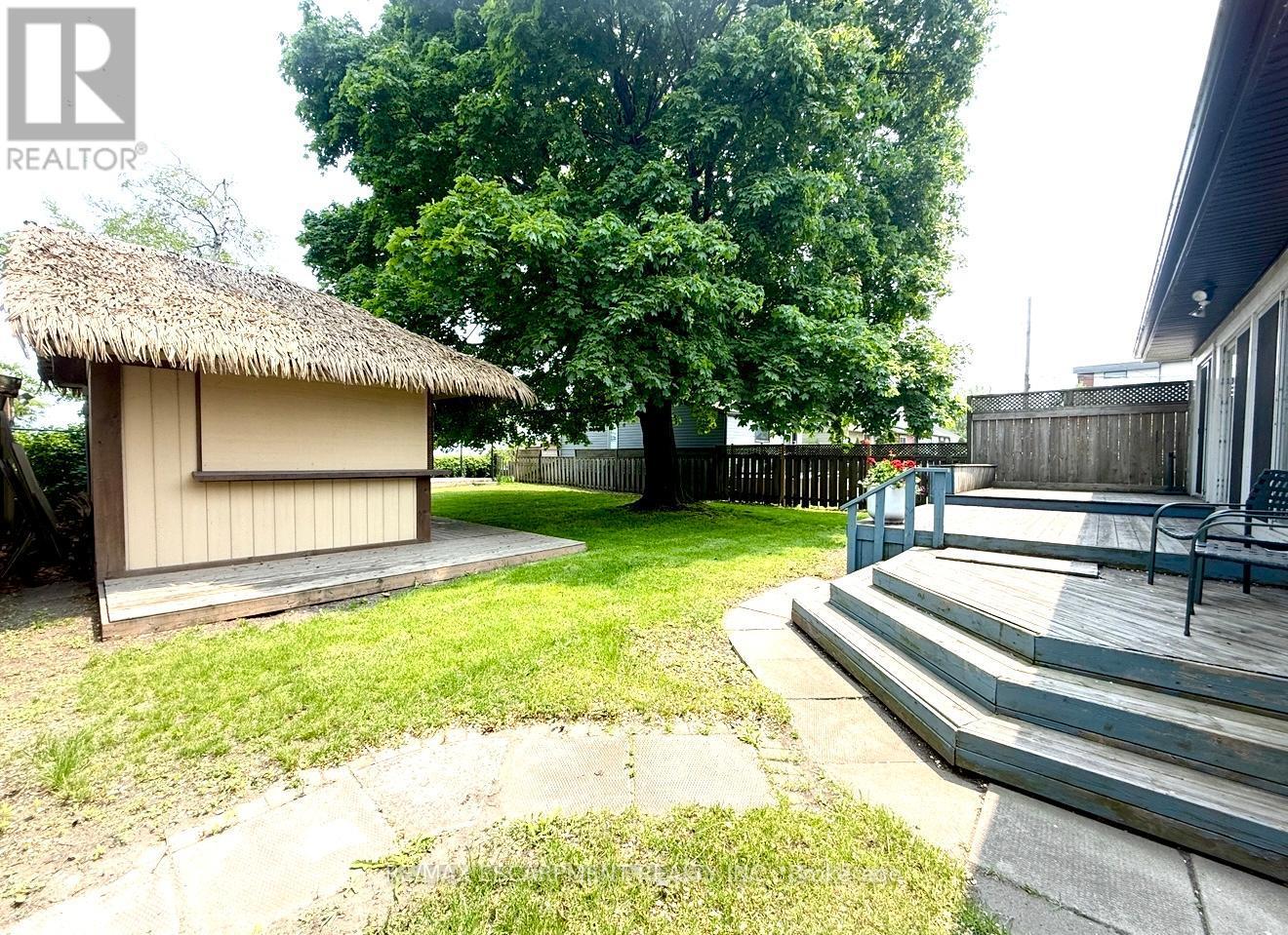 115 Beach Boulevard, Hamilton, ON - Outdoor With Exterior