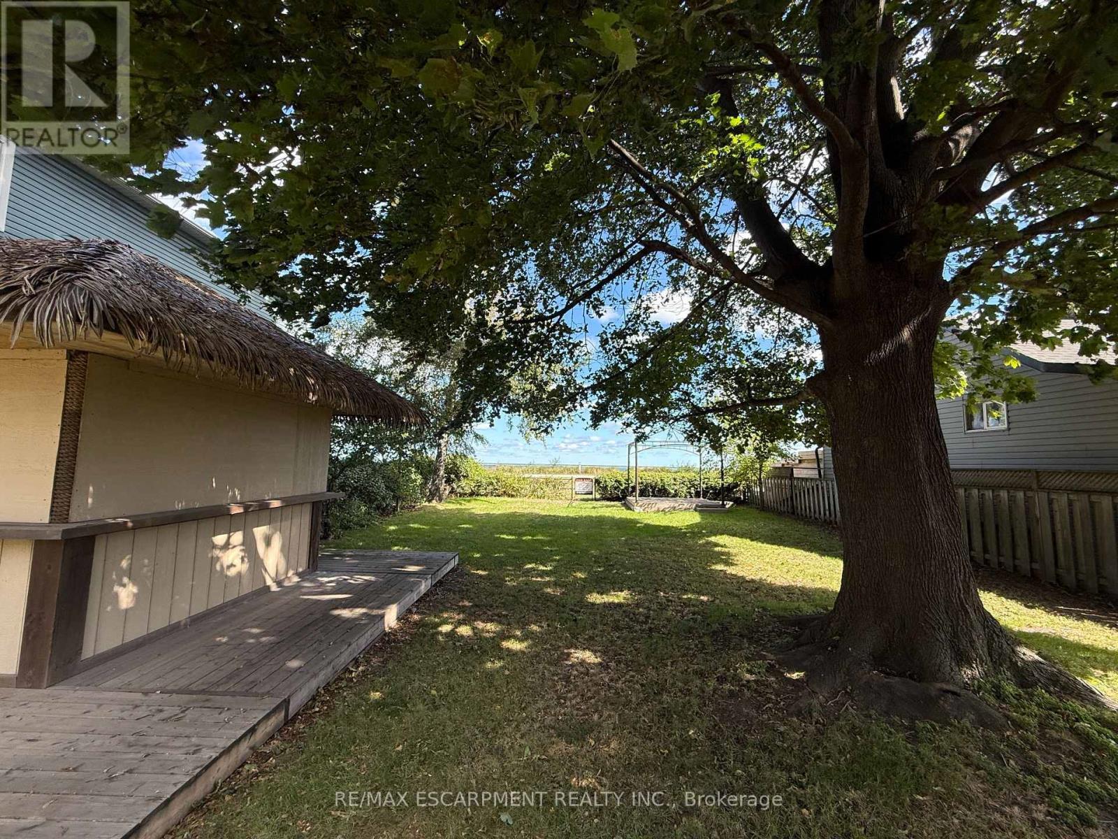 115 Beach Boulevard, Hamilton, ON - Outdoor