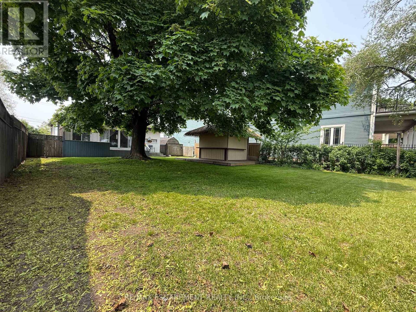 115 Beach Boulevard, Hamilton, ON - Outdoor