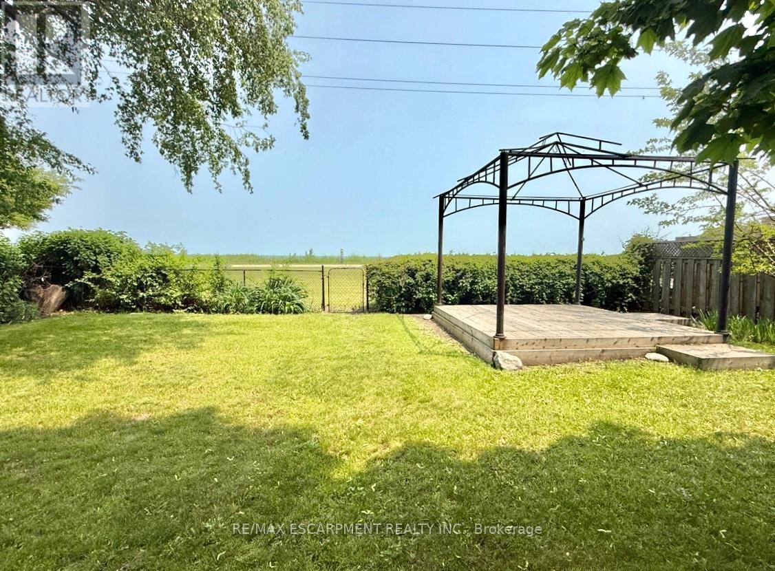 115 Beach Boulevard, Hamilton, ON - Outdoor