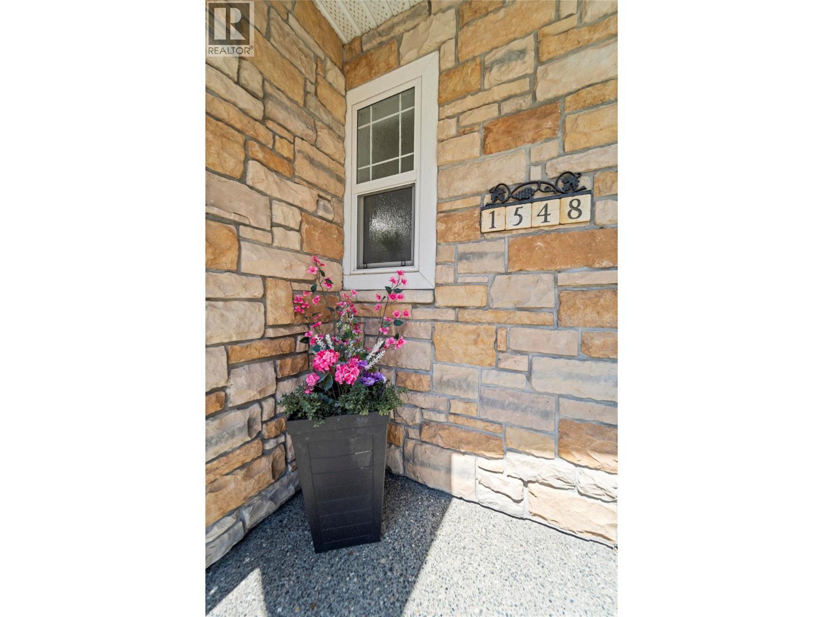 1548 Assiniboine Road, Kamloops, BC - Outdoor