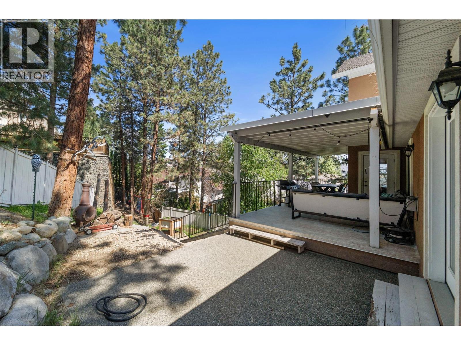 1548 Assiniboine Road, Kamloops, BC - Outdoor